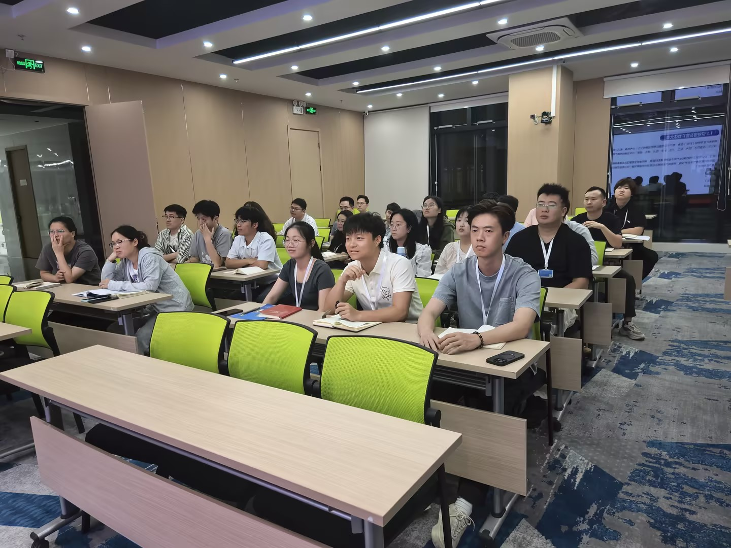 第二輪銷(xiāo)售鏈專項(xiàng)培訓(xùn)持續(xù)推進(jìn)第二場(chǎng)聚焦客戶開(kāi)發(fā)與深挖